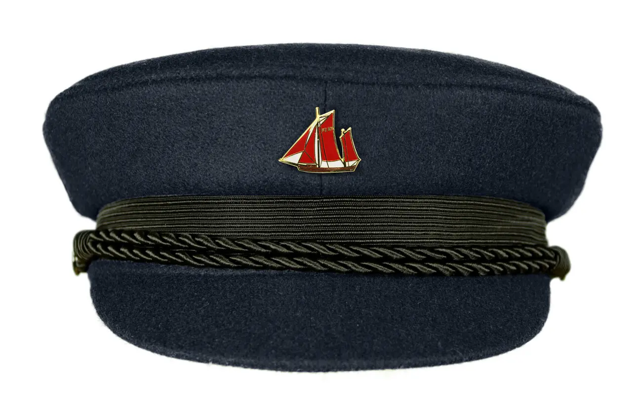 MADSea dunkelblauer Elbsegler mit Motivpin Zeesenboot