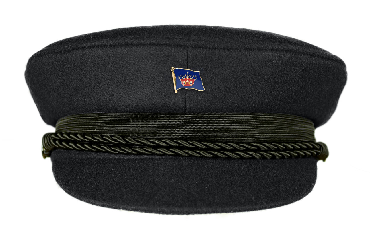 MADSea schwarzer Elbsegler mit Flaggenpin Fehmarn