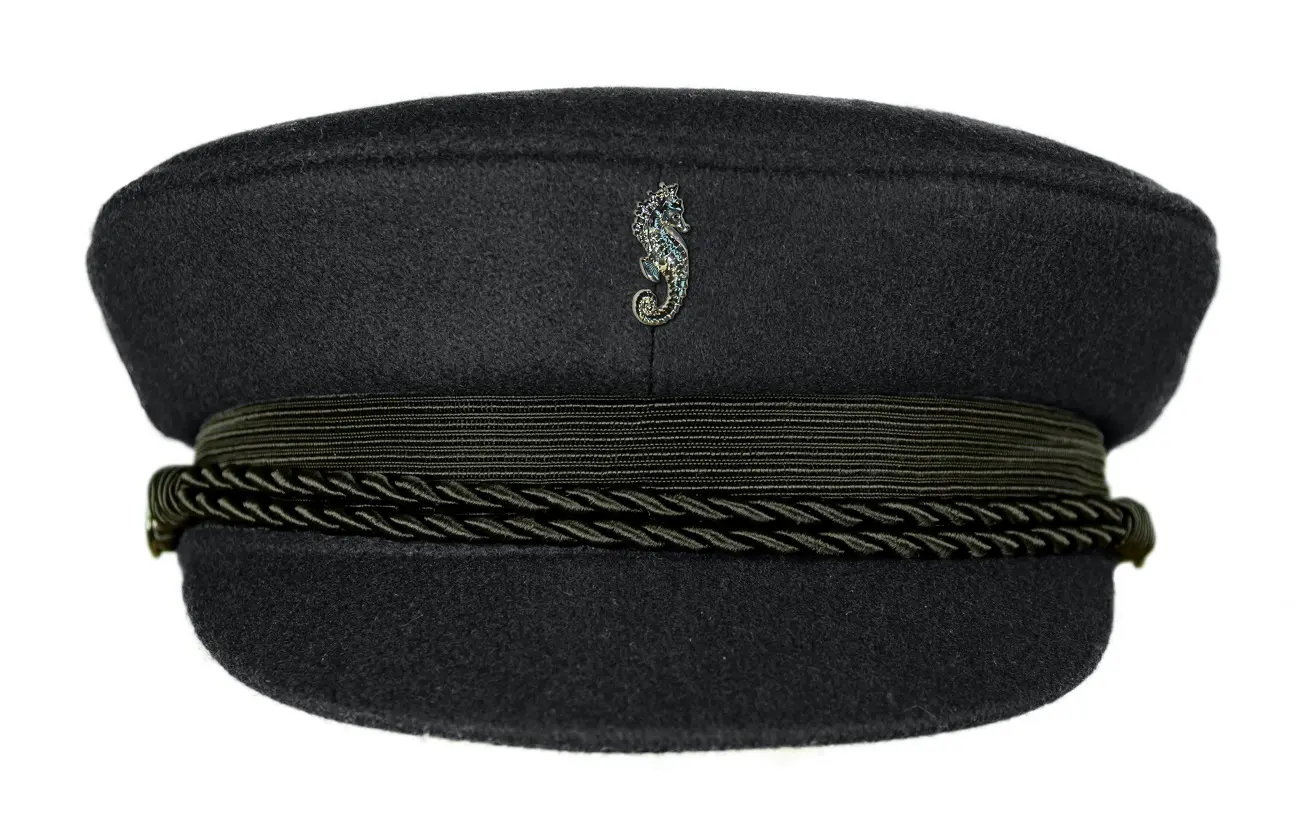 MADSea schwarzer Elbsegler mit Pin Seepferdchen