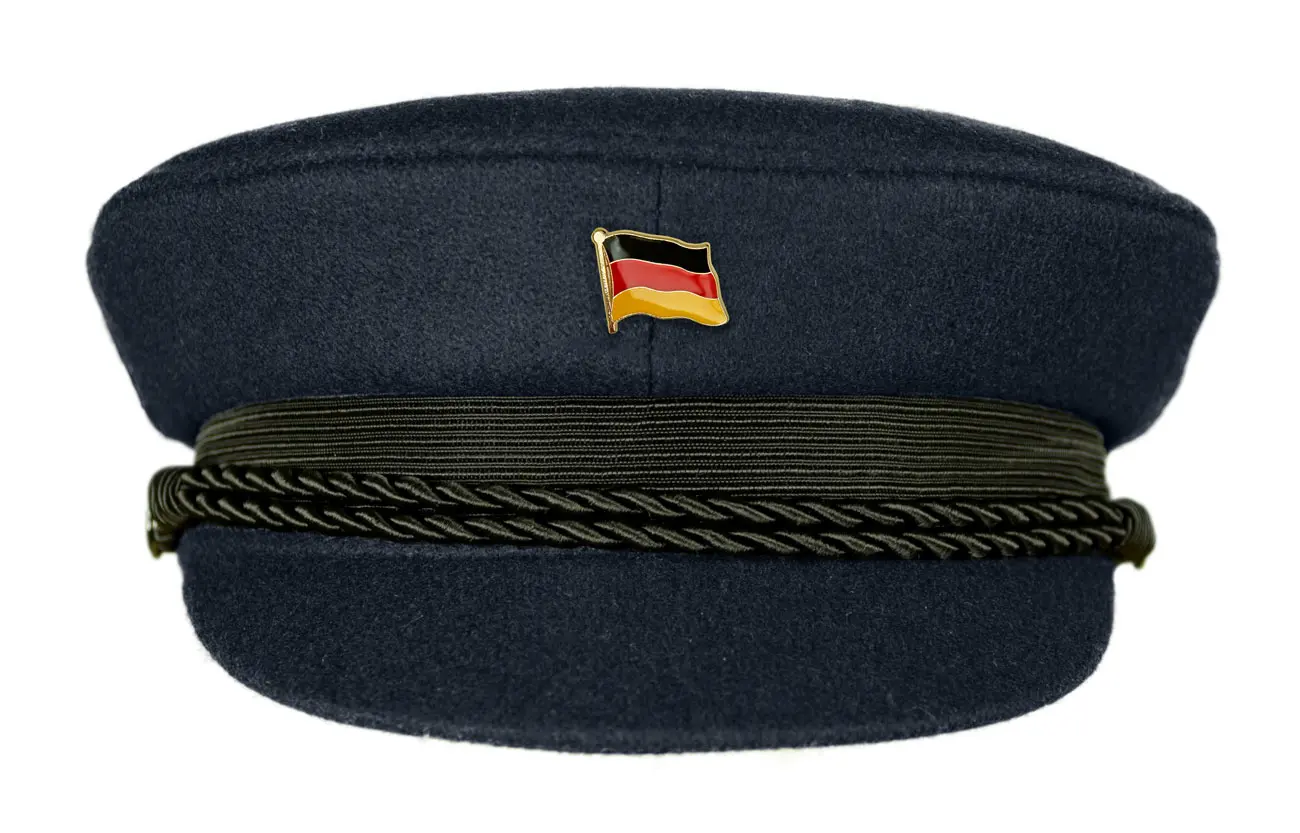 MADSea dunkelblauer Elbsegler mit Flaggenpin Deutschland